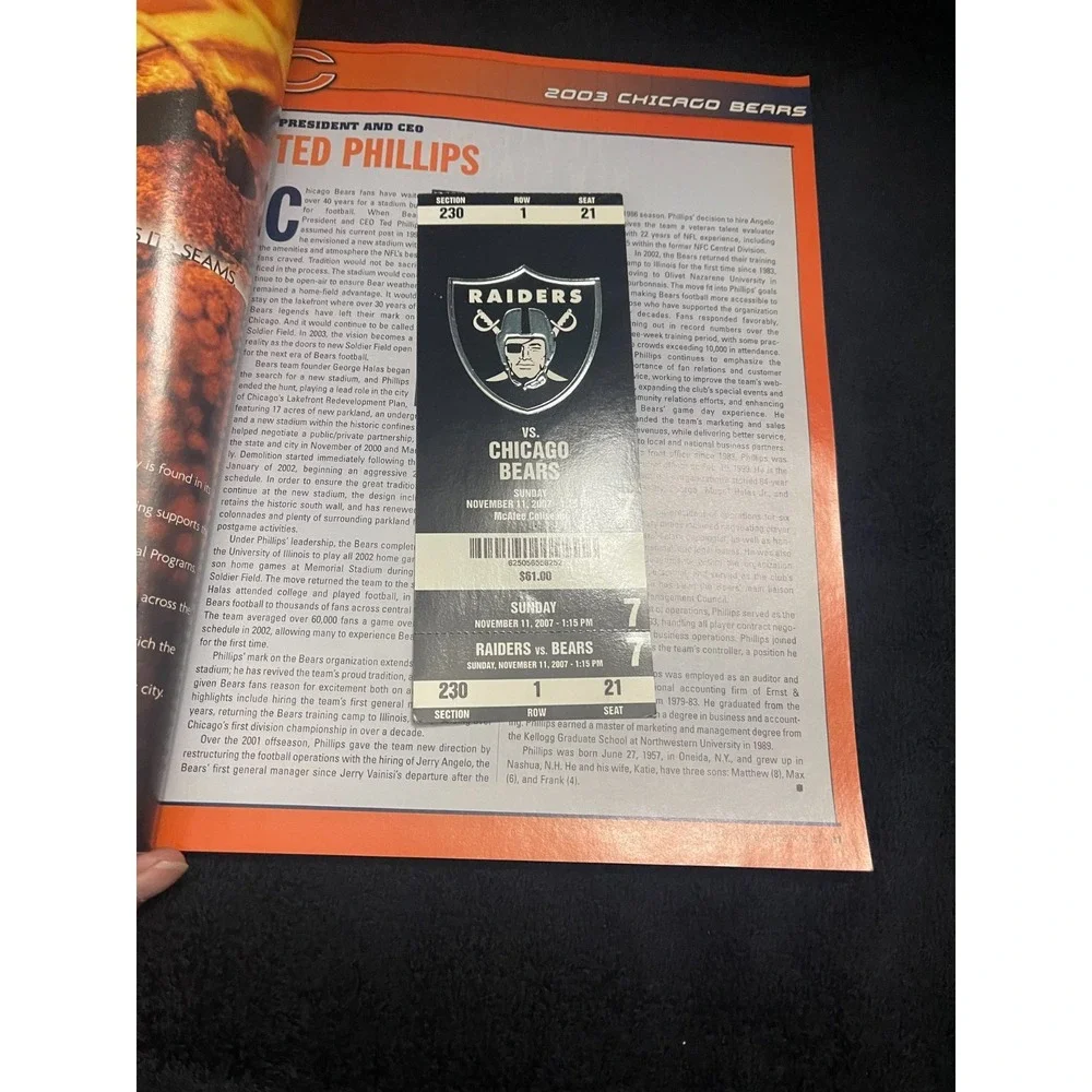 2003 Chicago Bears Game Day Program vs Oakland Raiders 10-5 Regular Season